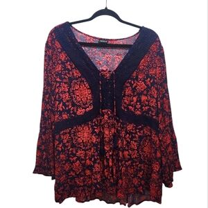 Torrid Red & Navy Floral Paisley Boho Hippie Peasant Blouse Plus Size 1X